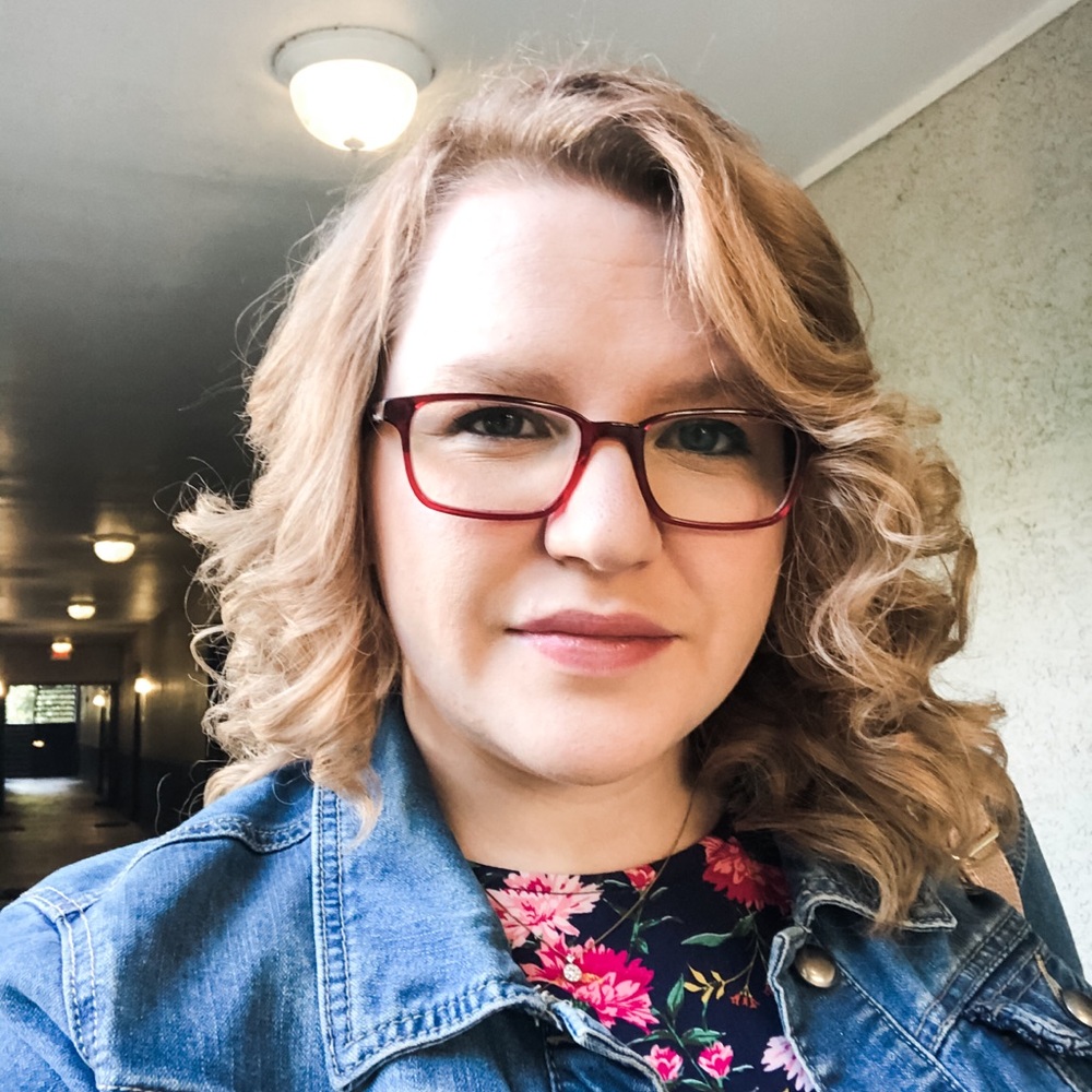 Meet your Posher, Stephanie